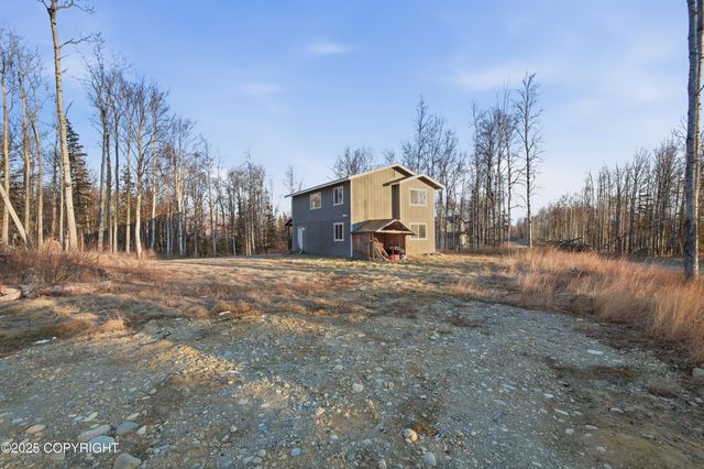 6005 N Little Rock Circle, Wasilla, AK 99654