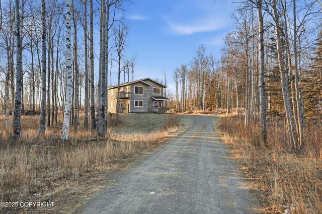 6005 N Little Rock Circle, Wasilla, AK 99654