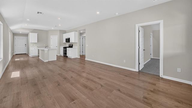10517 Red Thistle Drive, Oklahoma City, OK 73114