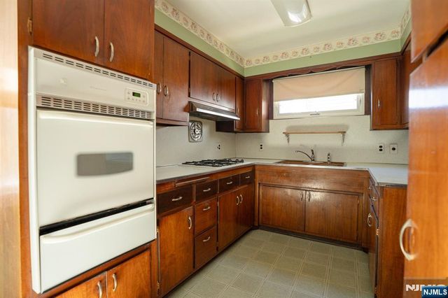 795-797 Kearny Avenue, Kearny, NJ 07032