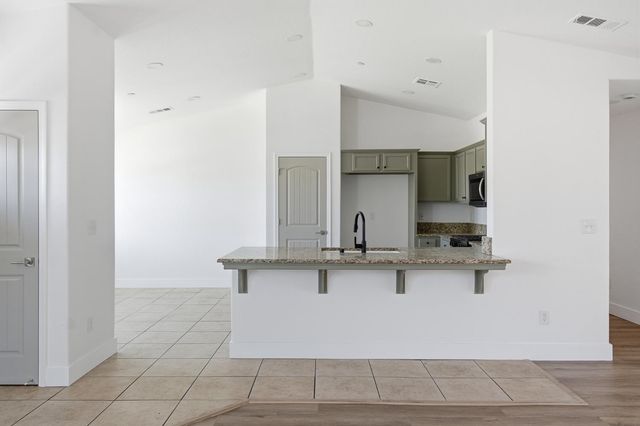 4648 W Harvard Avenue, Fresno, CA 93722