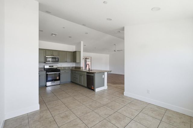 4648 W Harvard Avenue, Fresno, CA 93722