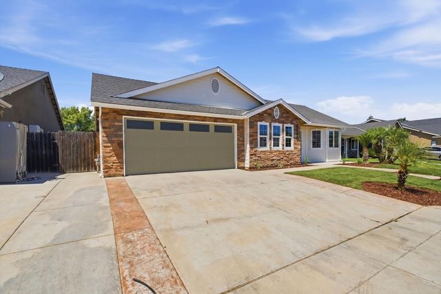 4648 W Harvard Avenue, Fresno, CA 93722