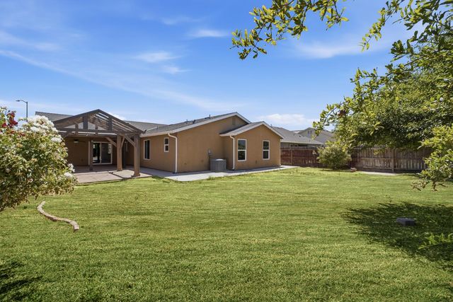 4648 W Harvard Avenue, Fresno, CA 93722