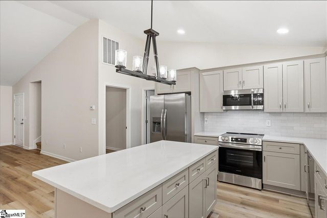 2222 Wright Drive, Greer, SC 29651