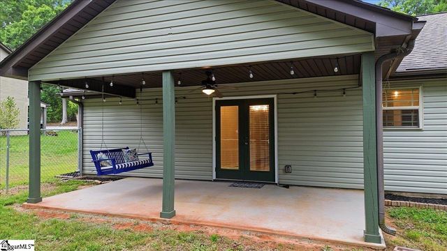 2222 Wright Drive, Greer, SC 29651