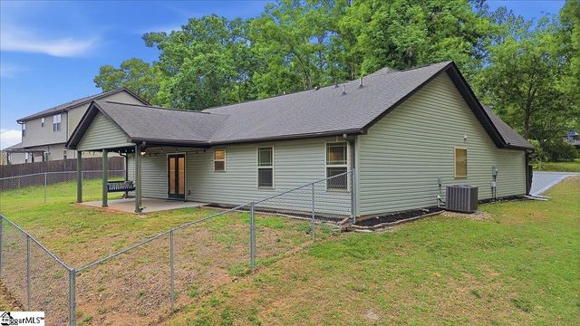2222 Wright Drive, Greer, SC 29651