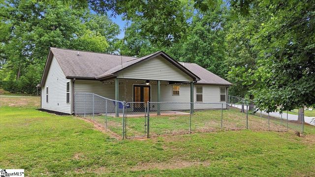 2222 Wright Drive, Greer, SC 29651