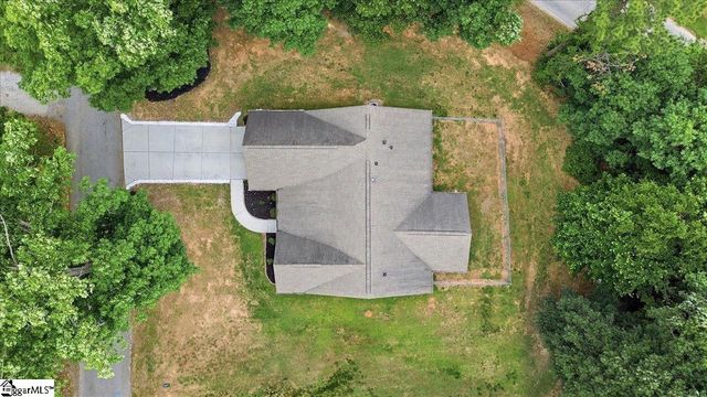 2222 Wright Drive, Greer, SC 29651