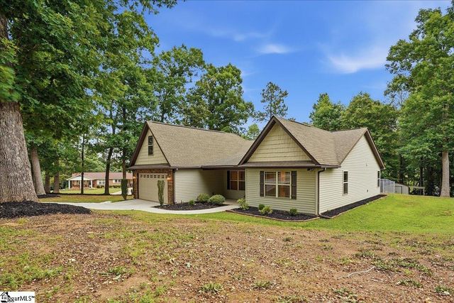 2222 Wright Drive, Greer, SC 29651