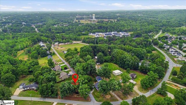 2222 Wright Drive, Greer, SC 29651