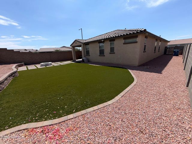 19676 W PINCHOT Drive, Buckeye, AZ 85396