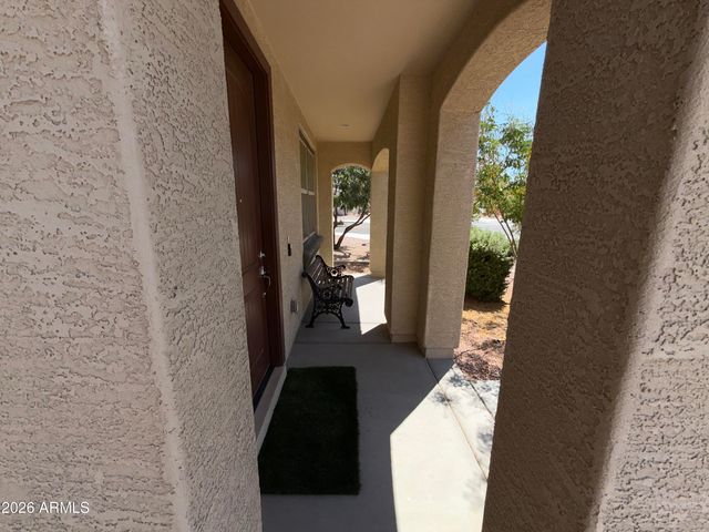 19676 W PINCHOT Drive, Buckeye, AZ 85396
