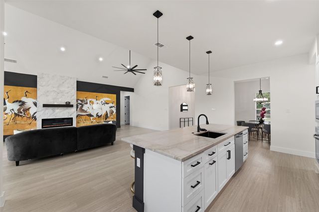 1018 Devonshire Drive N, Forney, TX 75126