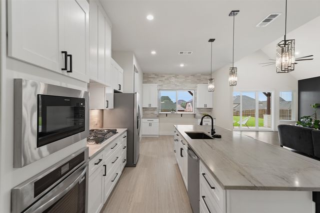 1018 Devonshire Drive N, Forney, TX 75126