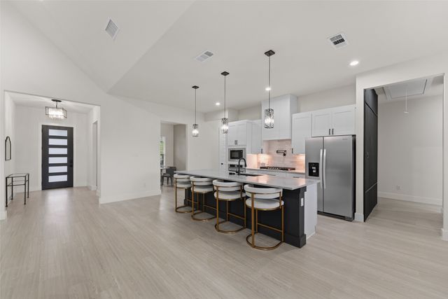 1018 Devonshire Drive N, Forney, TX 75126