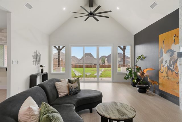 1018 Devonshire Drive N, Forney, TX 75126