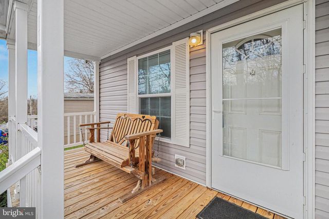 64 LAKEVIEW DR, Elizabethtown, PA 17022