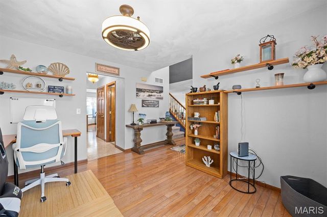 313 Old Homestead Drive, Troy, IL 62294