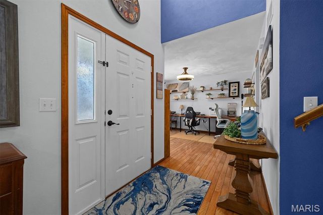 313 Old Homestead Drive, Troy, IL 62294