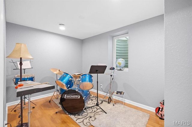 313 Old Homestead Drive, Troy, IL 62294