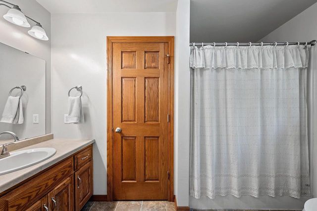 2018 BRACTON ROAD, Suamico, WI 54313
