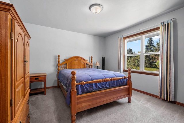 2018 BRACTON ROAD, Suamico, WI 54313