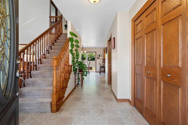 2018 BRACTON ROAD, Suamico, WI 54313