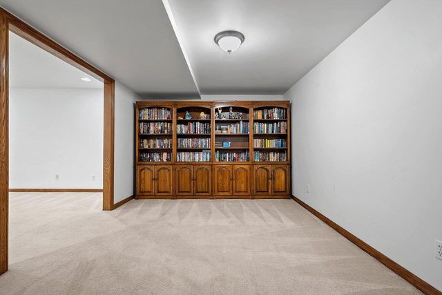 2018 BRACTON ROAD, Suamico, WI 54313