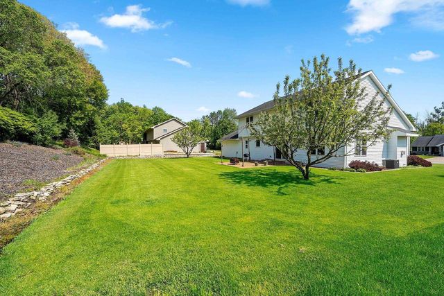 2018 BRACTON ROAD, Suamico, WI 54313