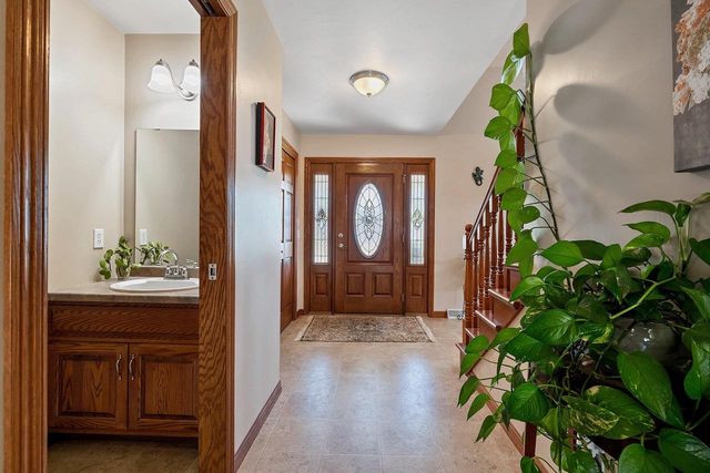 2018 BRACTON ROAD, Suamico, WI 54313