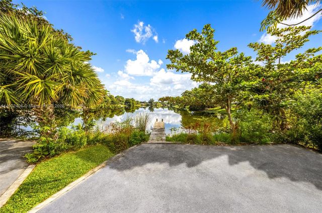 17301 NW 24th Ave, Miami Gardens, FL 33056