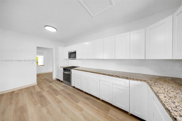 17301 NW 24th Ave, Miami Gardens, FL 33056