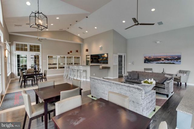 5270 MARIS AVE, Alexandria, VA 22304