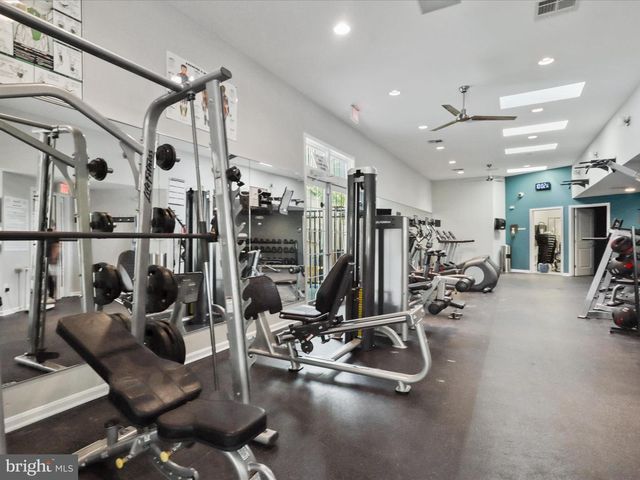 5270 MARIS AVE, Alexandria, VA 22304