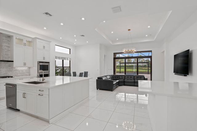 9086 Fiano Place, Boca Raton, FL 33496