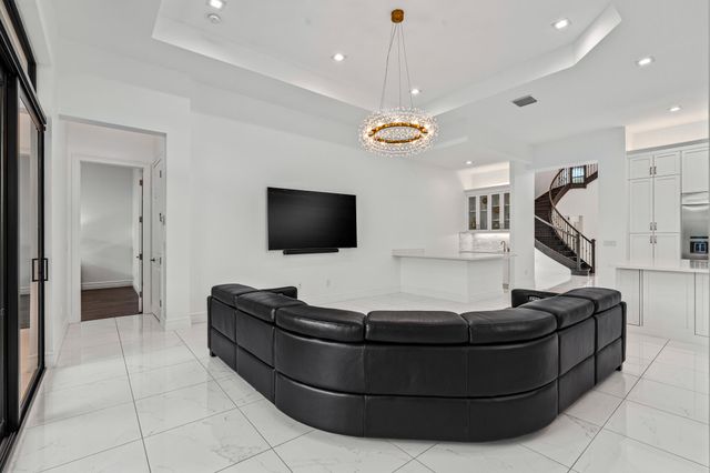 9086 Fiano Place, Boca Raton, FL 33496