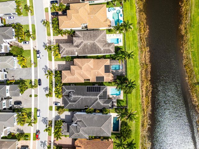 9086 Fiano Place, Boca Raton, FL 33496