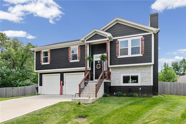 613 Dolinger Court, Trimble, MO 64492