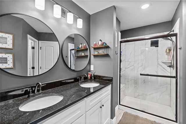 613 Dolinger Court, Trimble, MO 64492
