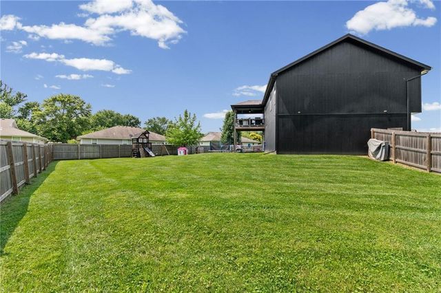 613 Dolinger Court, Trimble, MO 64492