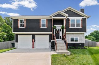 613 Dolinger Court, Trimble, MO 64492