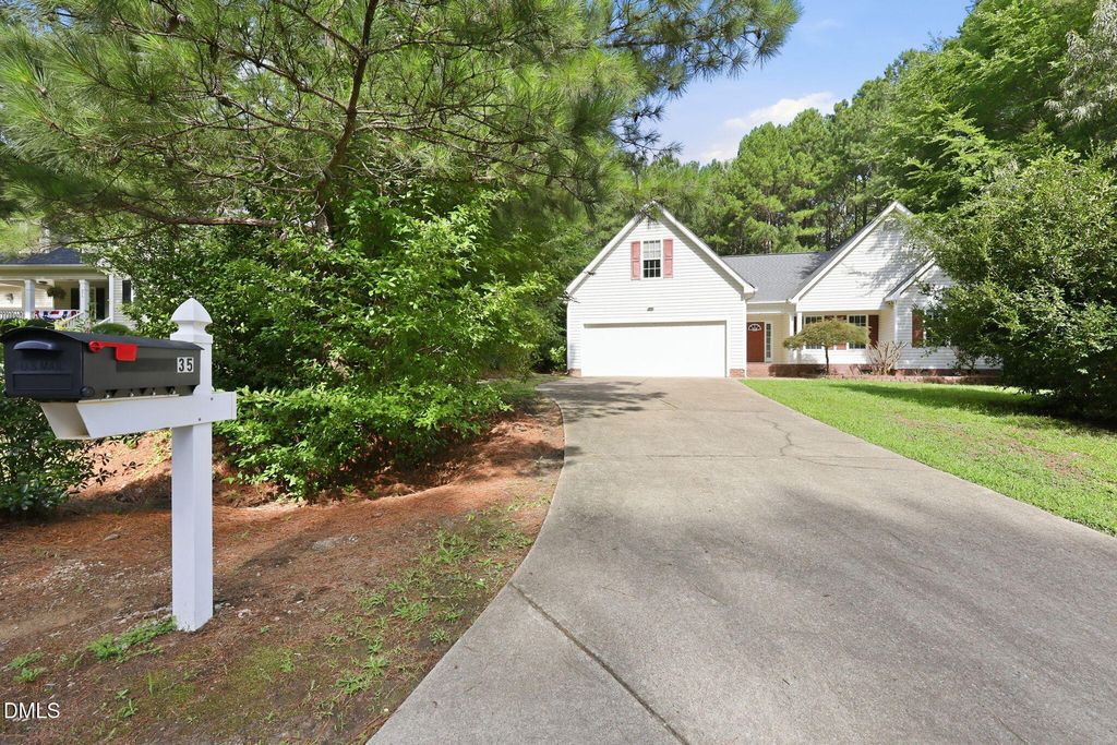 35 Abbington Place, Youngsville, NC 27596