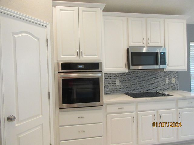1110 Parkhaven Lane, Houston, TX 77077