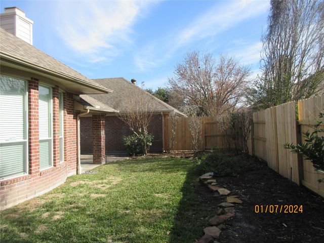 1110 Parkhaven Lane, Houston, TX 77077