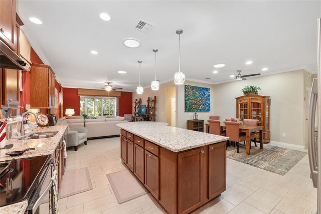 10053 SW 77TH LOOP, Ocala, FL 34481
