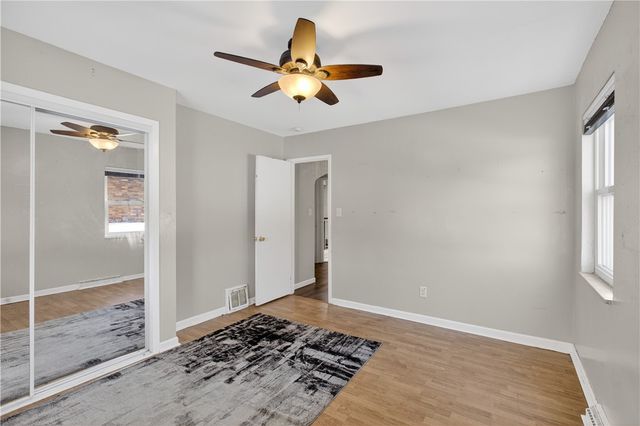 3284 Beechdale St, Brentwood, PA 15227