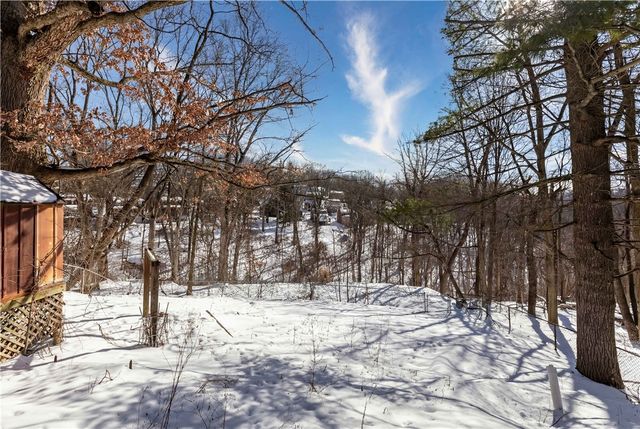 3284 Beechdale St, Brentwood, PA 15227