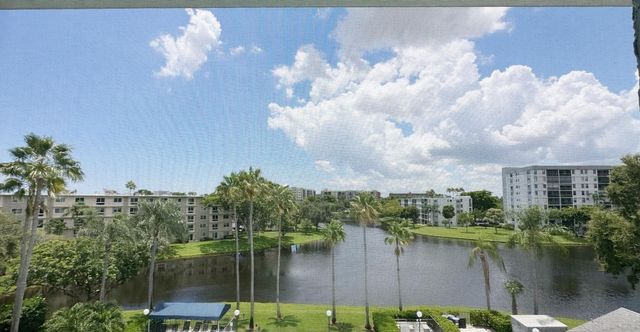2220 N CYPRESS BEND Drive 503, Pompano Beach, FL 33069