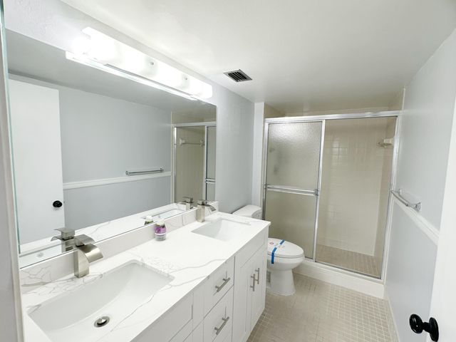 2220 N CYPRESS BEND Drive 503, Pompano Beach, FL 33069